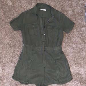 Abercrombie & Fitch Hunter green romper